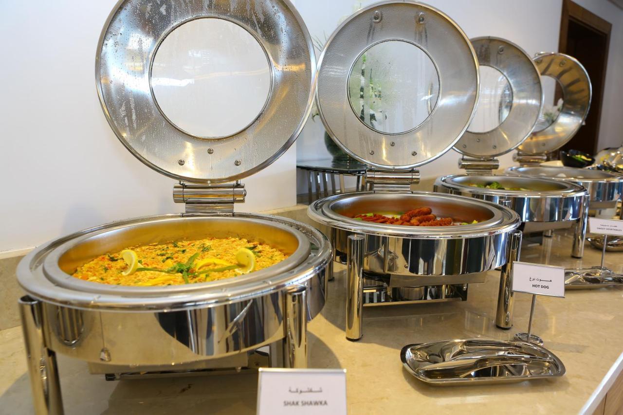 Weekend Hotel Sari Τζέντα Εξωτερικό φωτογραφία