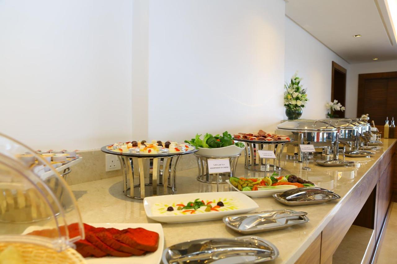 Weekend Hotel Sari Τζέντα Εξωτερικό φωτογραφία