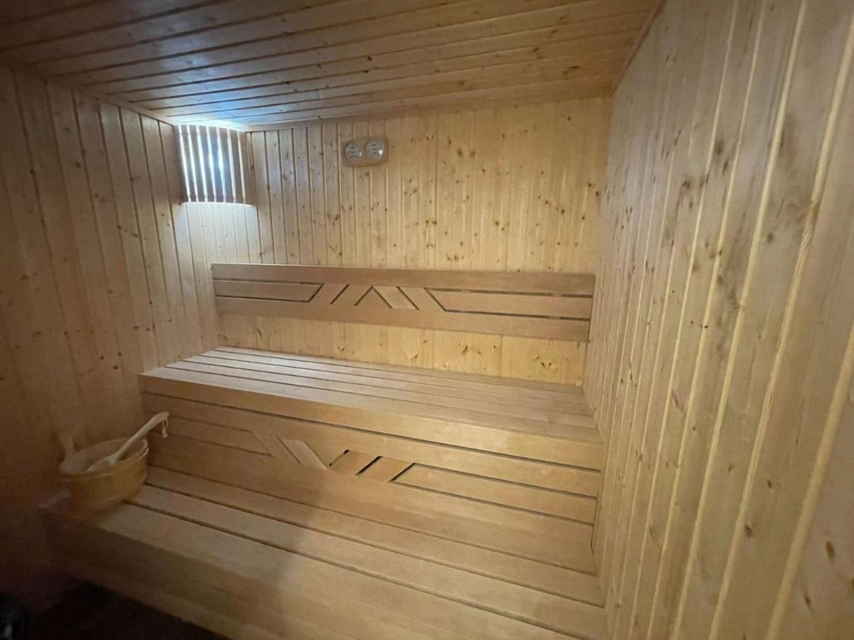 Weekend Hotel Sari Τζέντα Εξωτερικό φωτογραφία